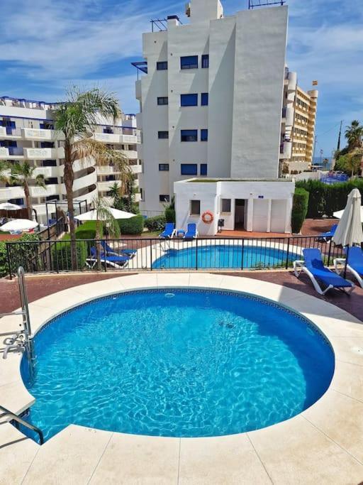 Acogedor Piso Con Terraza Y Parking! Daire Benalmádena Dış mekan fotoğraf