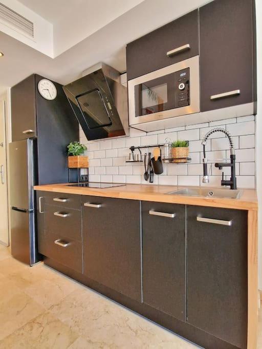 Acogedor Piso Con Terraza Y Parking! Daire Benalmádena Dış mekan fotoğraf