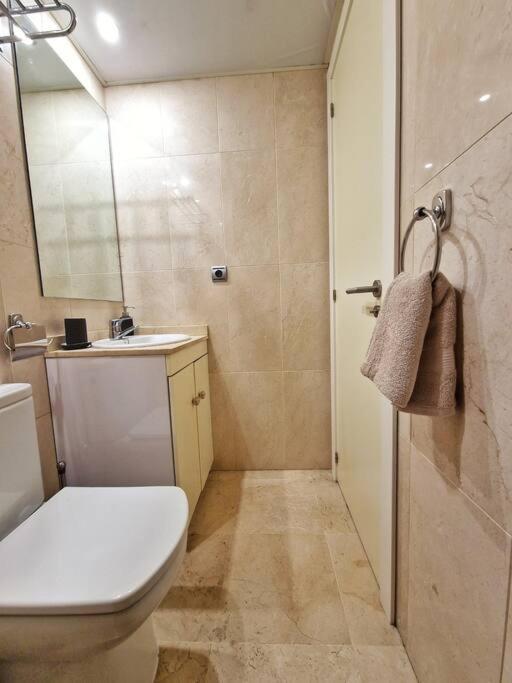Acogedor Piso Con Terraza Y Parking! Daire Benalmádena Dış mekan fotoğraf