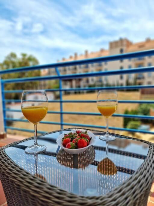 Acogedor Piso Con Terraza Y Parking! Daire Benalmádena Dış mekan fotoğraf