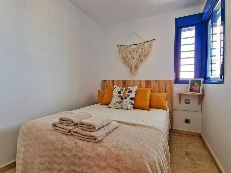 Acogedor Piso Con Terraza Y Parking! Daire Benalmádena Dış mekan fotoğraf